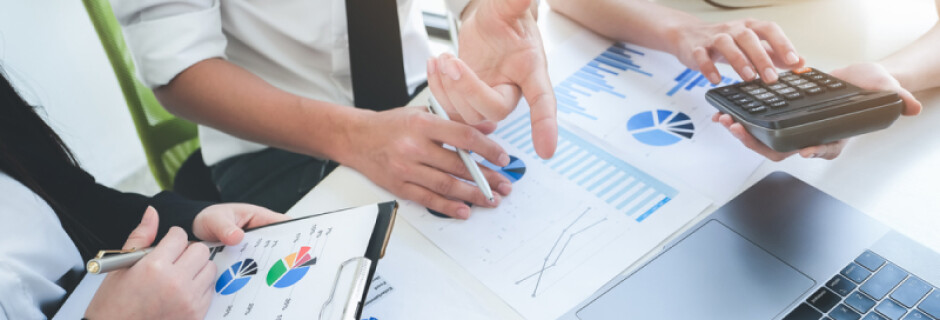 8 tips on minimizing costs for your startup app development